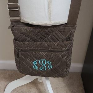 FREE with bundle of 3 or more 💛thirty one crossbody purse